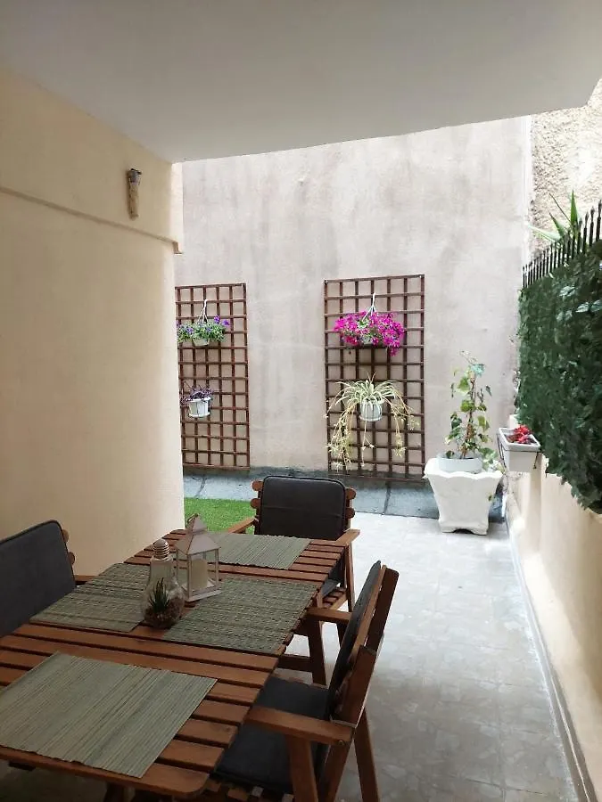 Central Garden Escape In Thessaloniki! Апартаменты Салоники