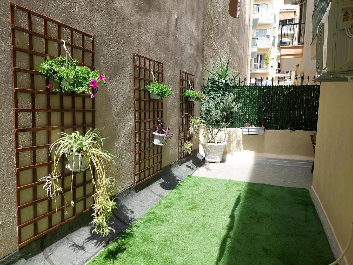 Central Garden Escape In Thessaloniki! Апартаменты